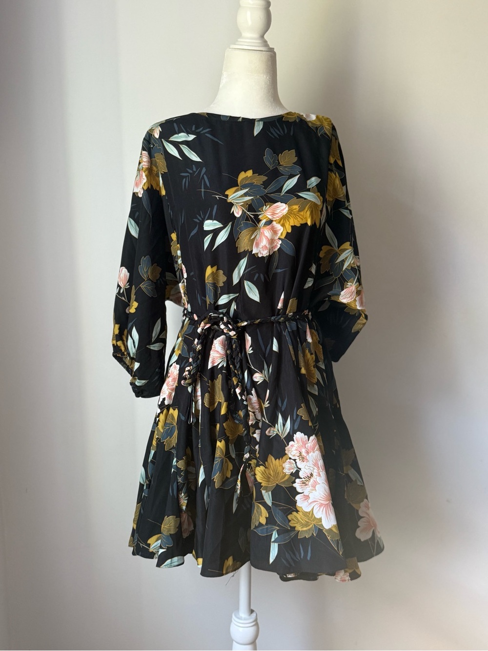 William B Floral Belted Mini Dress Black Boho Size Small
